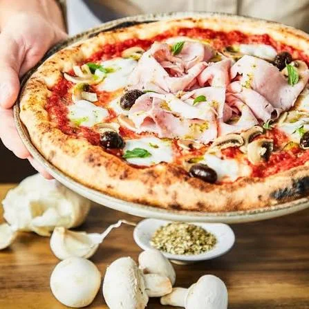 Pizza la reine